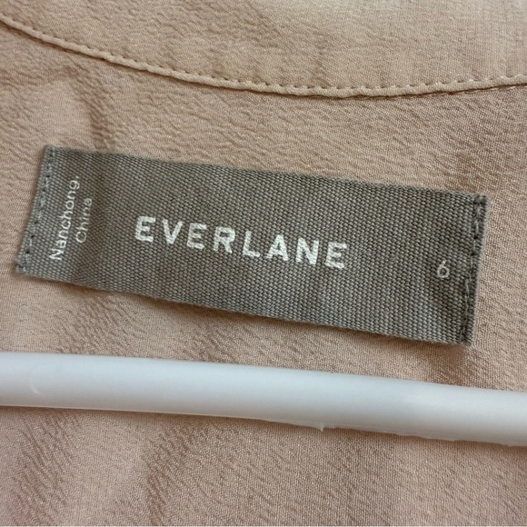 Everlane The Clean Silk Relaxed Sleeveless Shirt Cream Size 6 - Picture 3 of 4